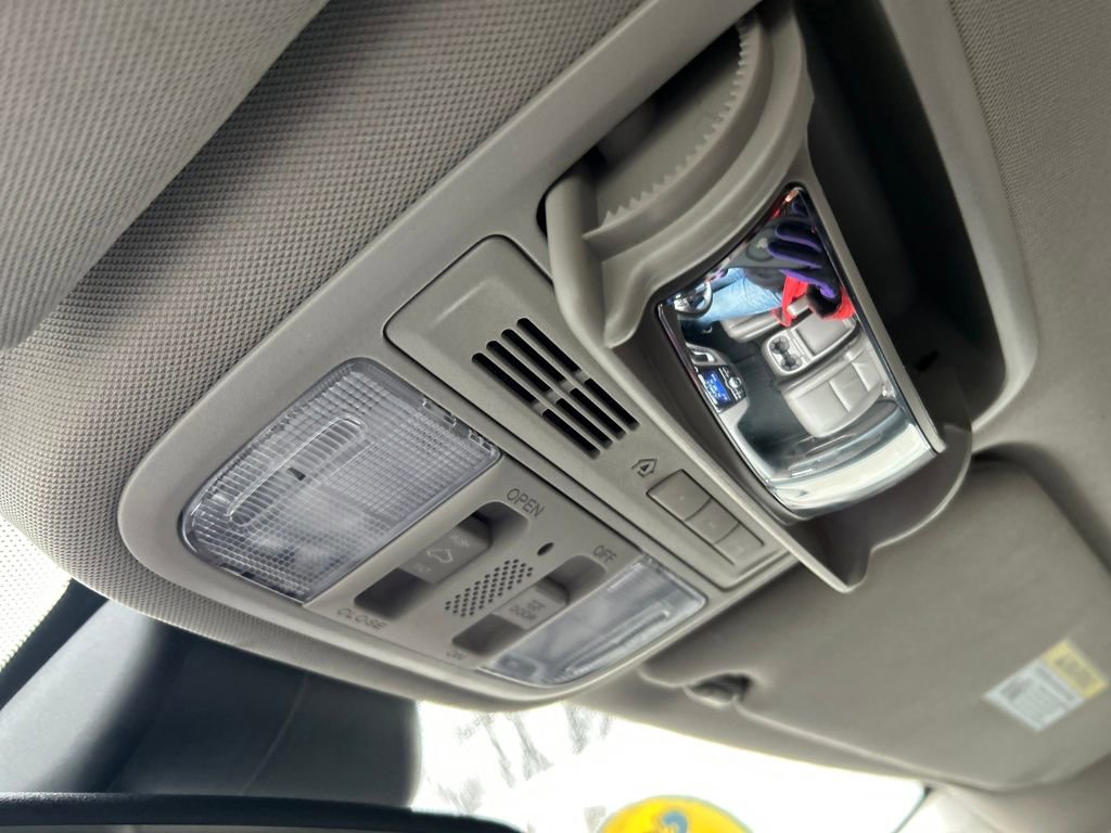 Used 2016 Honda Odyssey Touring image 31