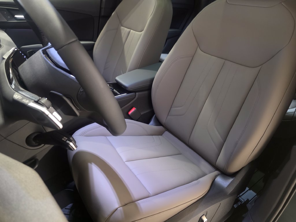 New 2026 Audi Q3 quattro 2.0T AWD/4WD image 17