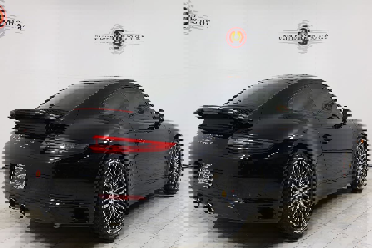 Used 2018 Porsche 911 Carrera S RWD image 3