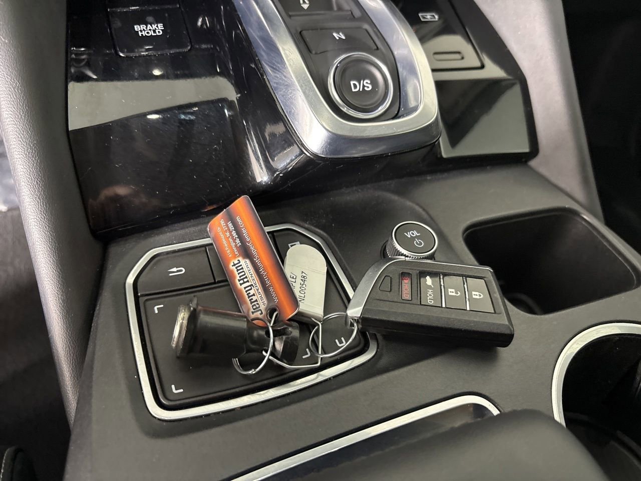 Used 2022 Acura MDX SH-AWD w/ Technology Package image 19