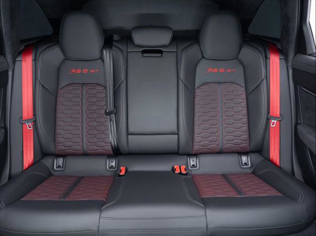 Used 2025 Audi RS 6 performance image 15