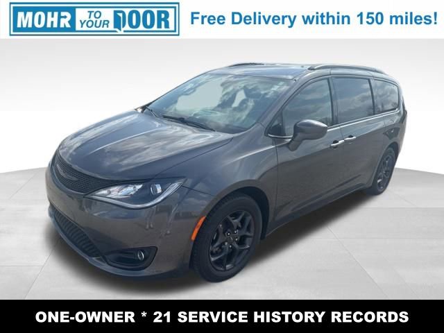 Used 2018 Chrysler Pacifica Touring-L w/ Premium Audio Group image 1