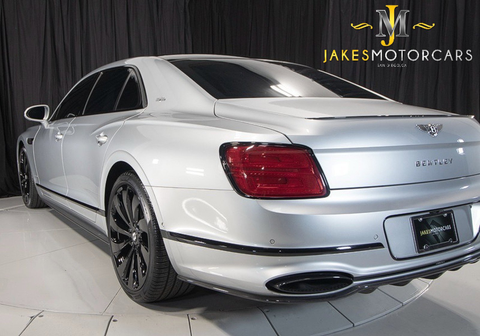 Used 2021 Bentley Flying Spur W12 w/ First Edition Specification image 8