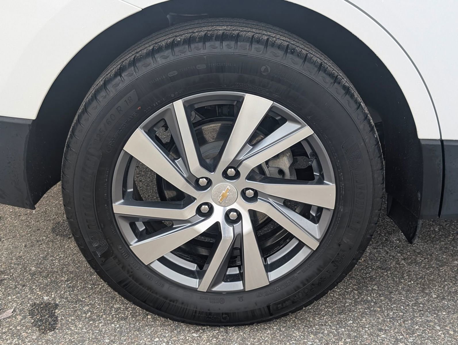 Used 2024 Chevrolet Equinox LT AWD/4WD image 34