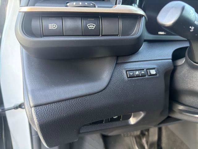 Certified 2023 Toyota Crown AWD/4WD image 11
