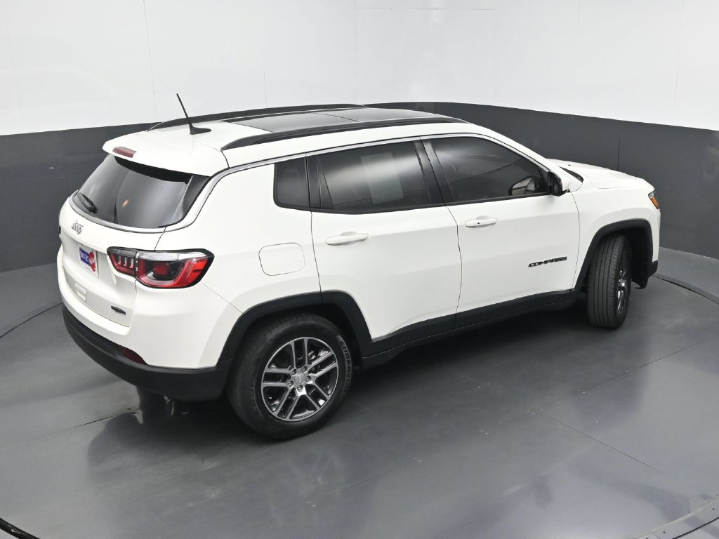 Used 2019 Jeep Compass Latitude w/ Popular Equipment Group FWD image 29