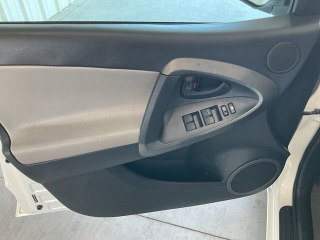 Used 2012 Toyota RAV4 Limited w/ Navigation Value Pkg image 5