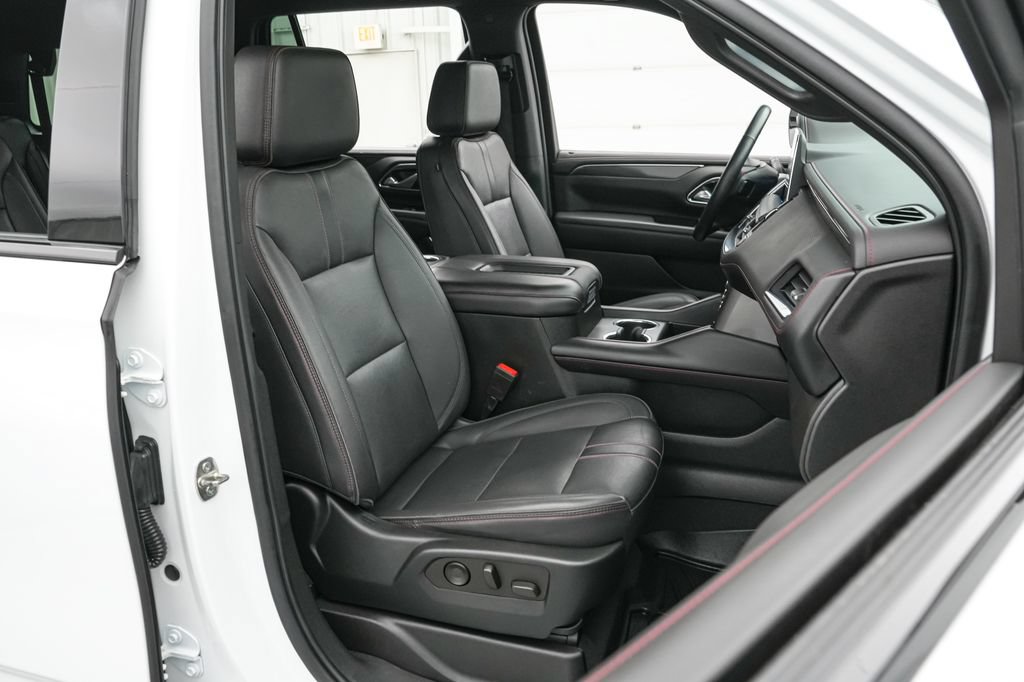 Used 2022 Chevrolet Tahoe RST w/ Luxury Package AWD/4WD image 25