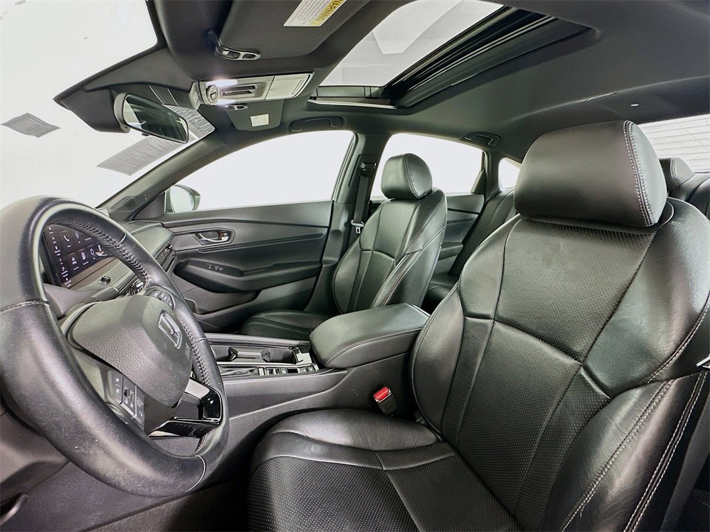 Used 2023 Honda Accord Sport image 9