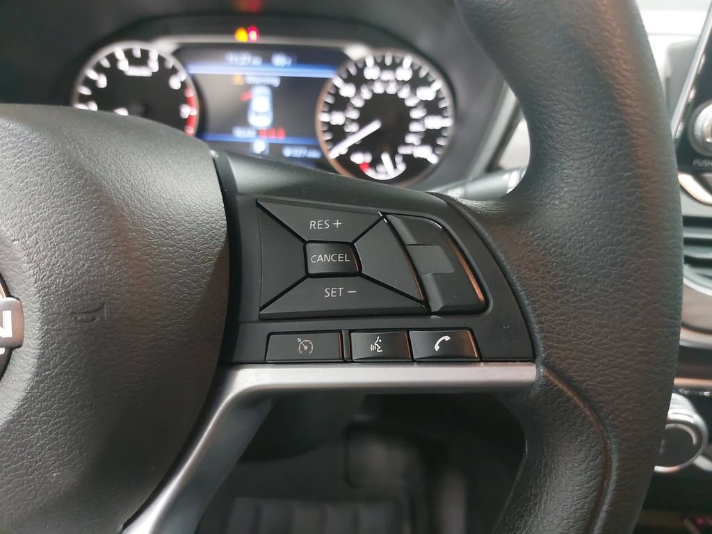Certified 2025 Nissan Altima 2.5 SV FWD image 18