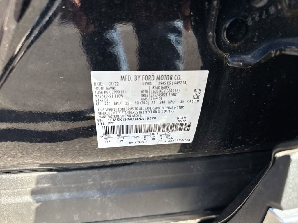 Used 2022 Ford Explorer Platinum w/ Technology Package image 30