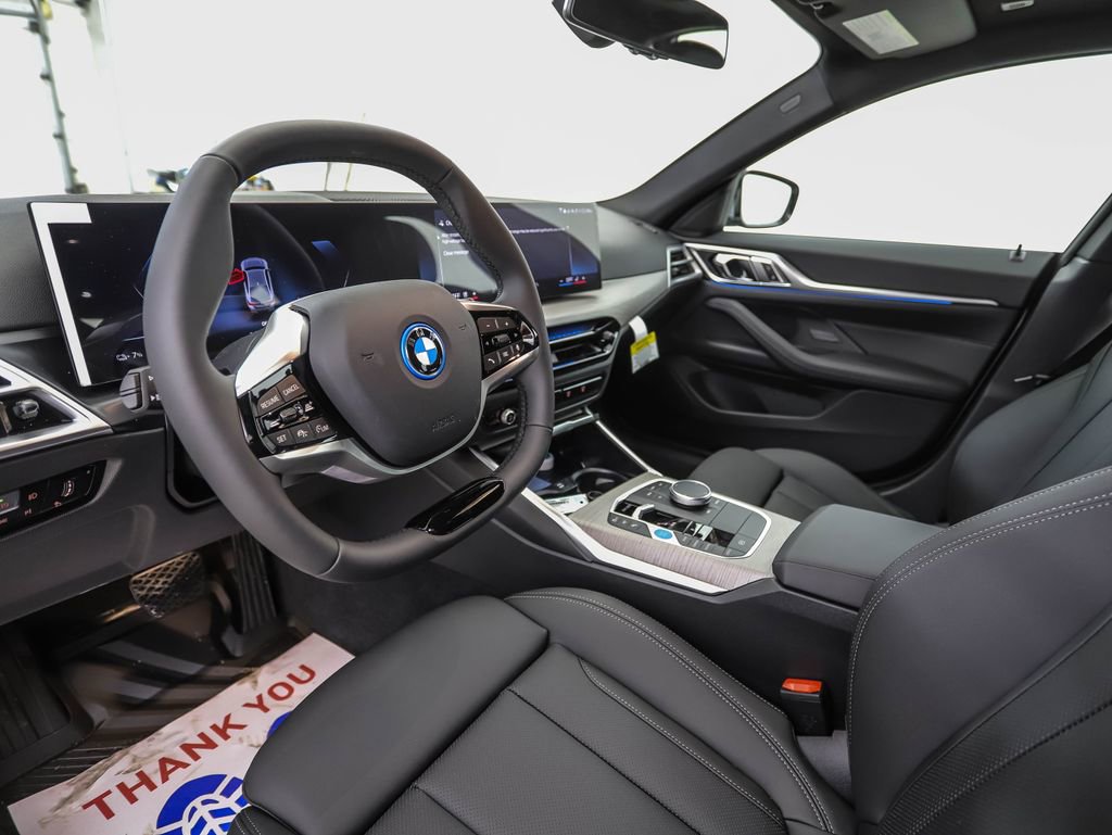 New 2026 BMW i4 xDrive40i w/ Parking Assistance Package image 10