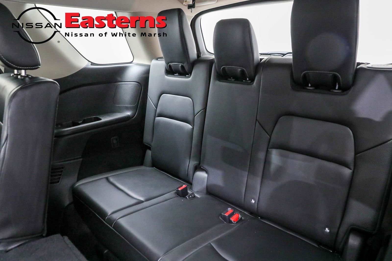 Used 2023 Nissan Pathfinder SL image 54