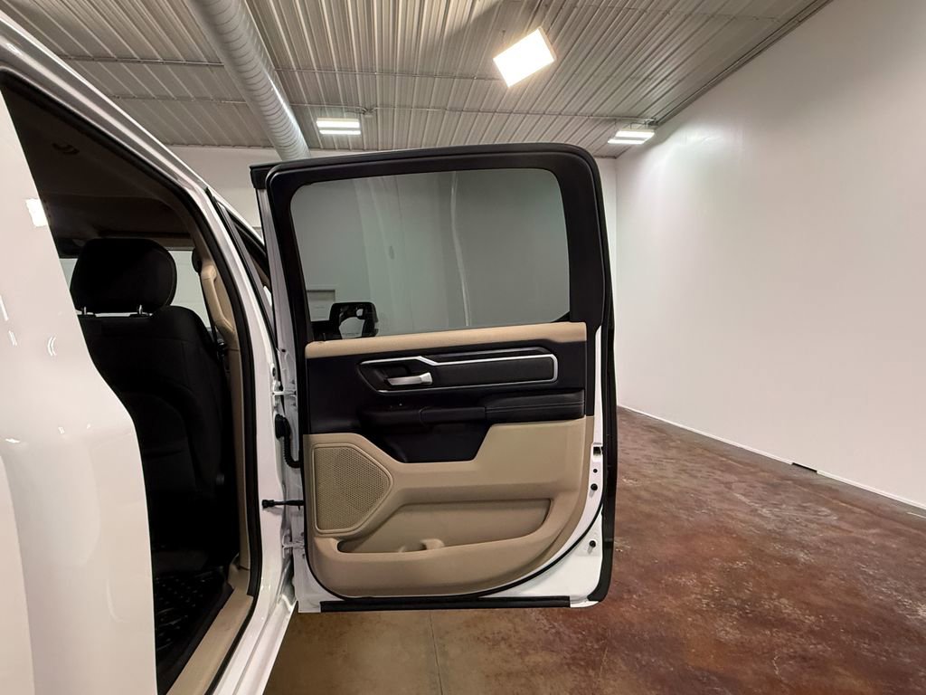 Used 2020 RAM 1500 Big Horn AWD/4WD image 65