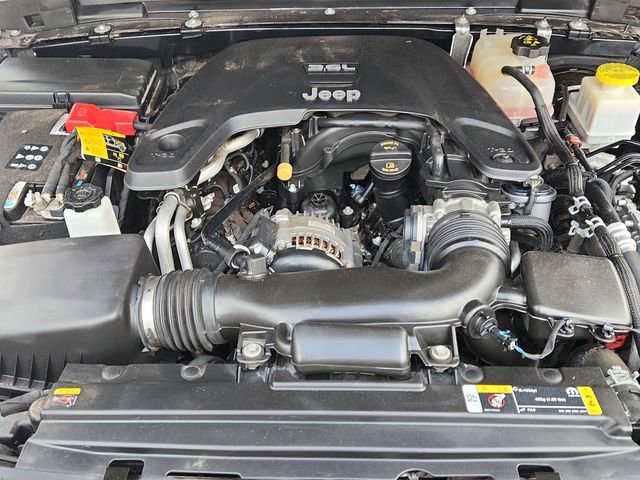 Used 2021 Jeep Gladiator Rubicon image 12