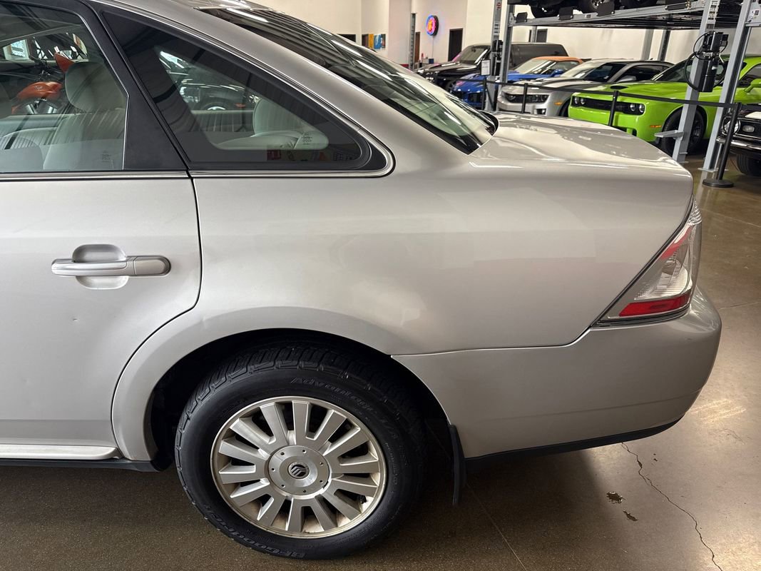 Used 2008 Mercury Sable AWD Sedan image 35
