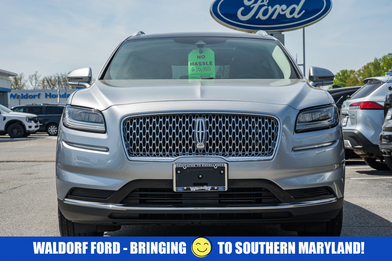 Used 2022 Lincoln Nautilus Reserve image 2