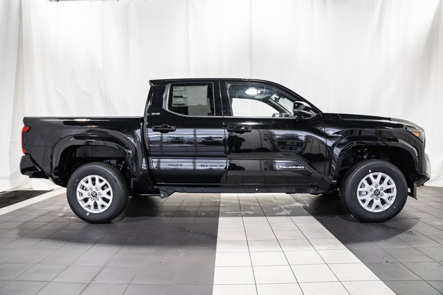 New 2026 Toyota Tacoma SR5 image 3