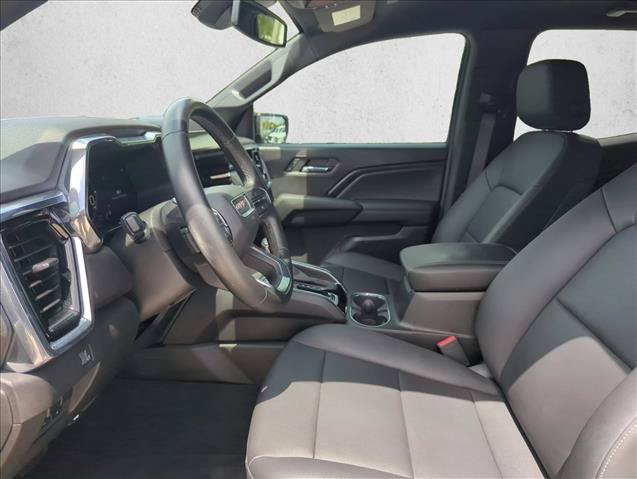 Used 2024 GMC Canyon Elevation w/ Elevation Premium Package RWD image 16