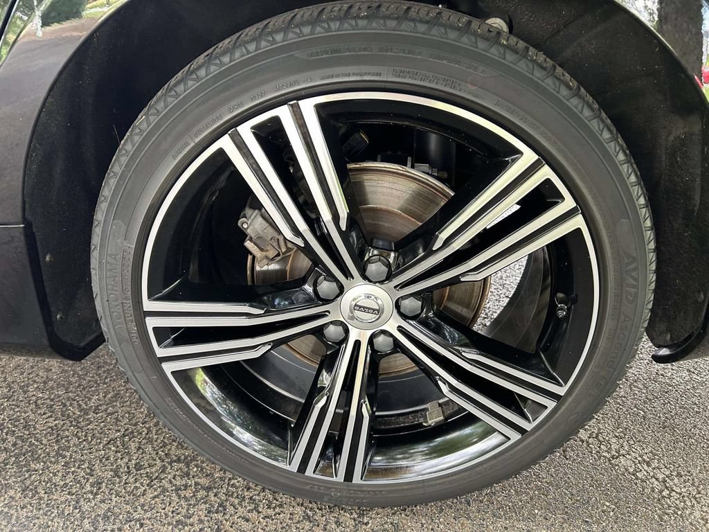 Used 2019 Volvo S60 T5 Inscription FWD image 7