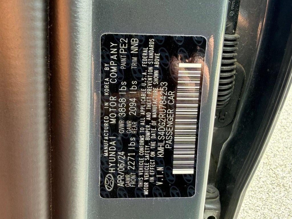 Used 2024 Hyundai Elantra SEL w/ Convenience Package FWD image 12