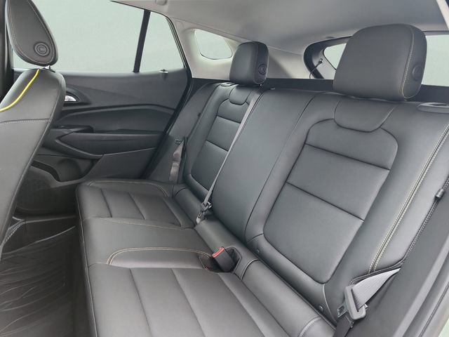 Certified 2025 Chevrolet Trax ACTIV image 17