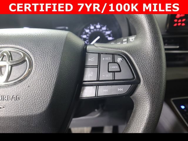 Used 2024 Toyota Sienna LE image 19