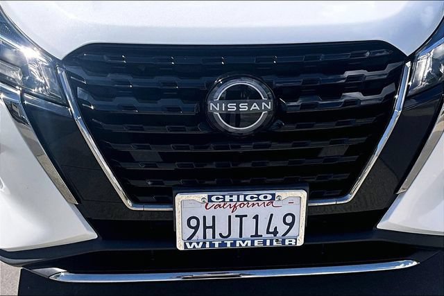Used 2023 Nissan Kicks SR w/ SR Premium Package FWD image 30