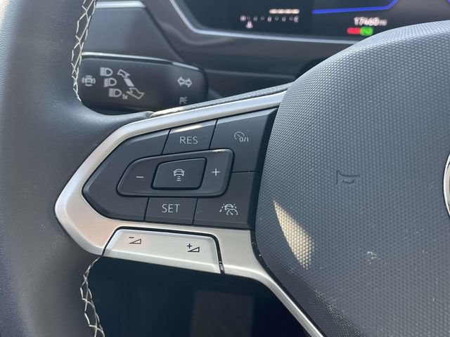 Used 2022 Volkswagen Tiguan SE FWD image 23
