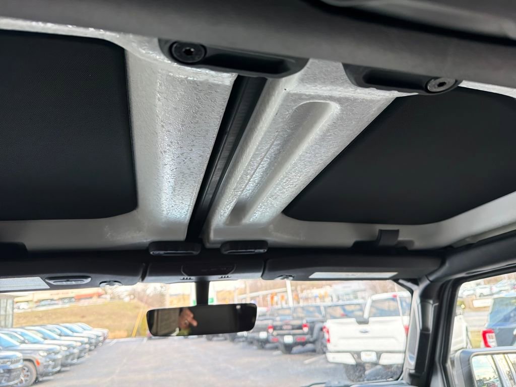 Certified 2023 Jeep Wrangler Unlimited Sahara w/ Cold Weather Group image 23