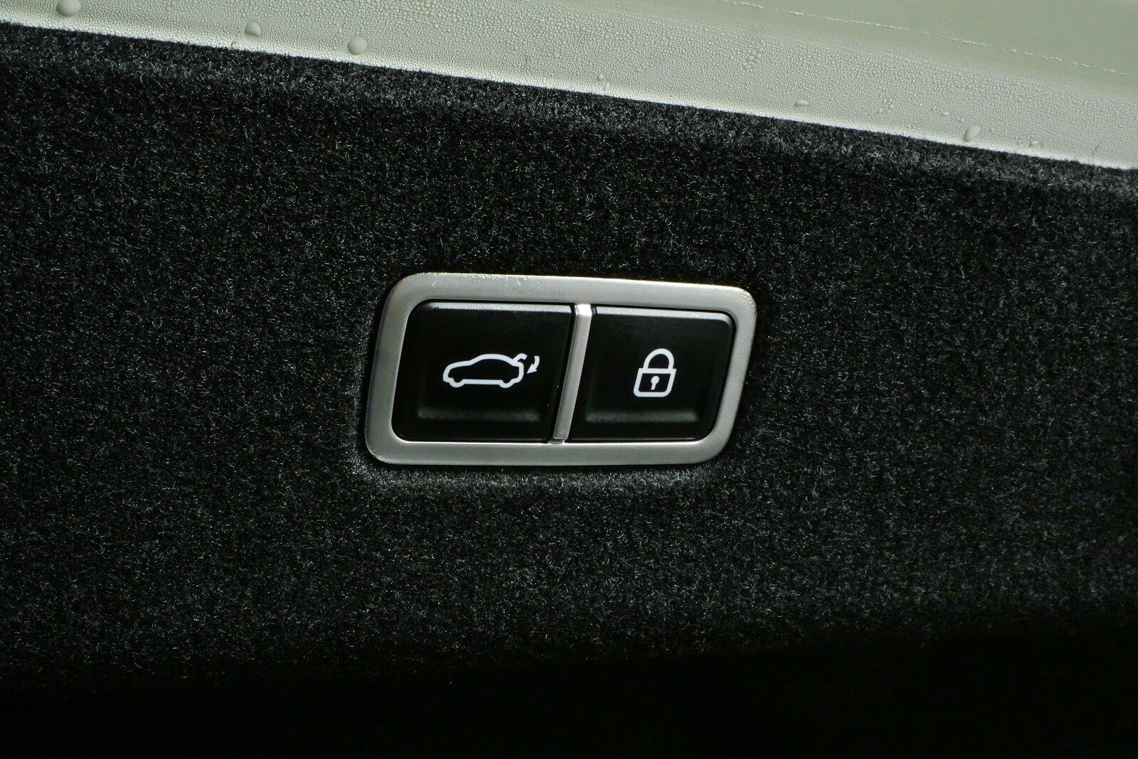 Used 2023 Hyundai Ioniq 6 Limited w/ Cargo Package RWD image 35
