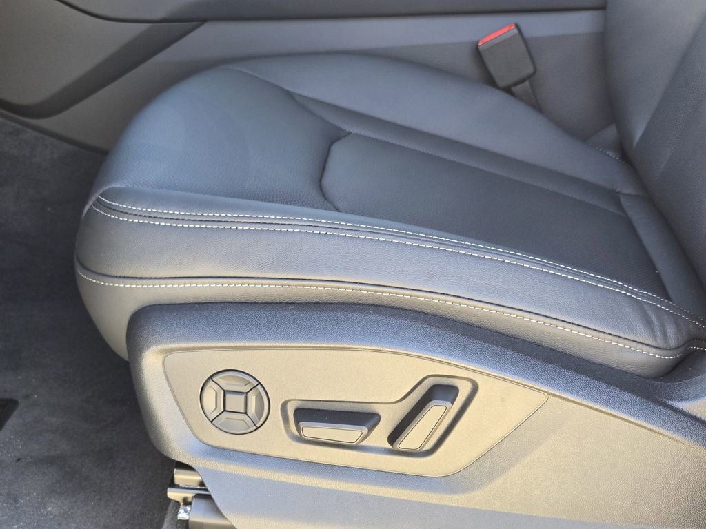 New 2026 Audi Q8 Premium Plus AWD/4WD image 31