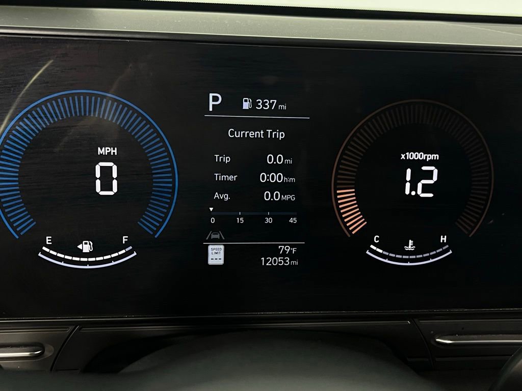 Used 2025 Hyundai Kona SEL image 25