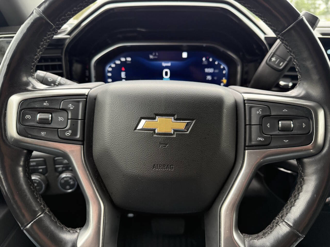 Used 2022 Chevrolet Silverado 1500 LT image 21