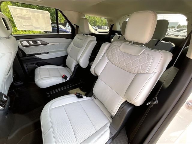 New 2026 Ford Explorer Platinum w/ LUX Leather Package AWD/4WD image 15