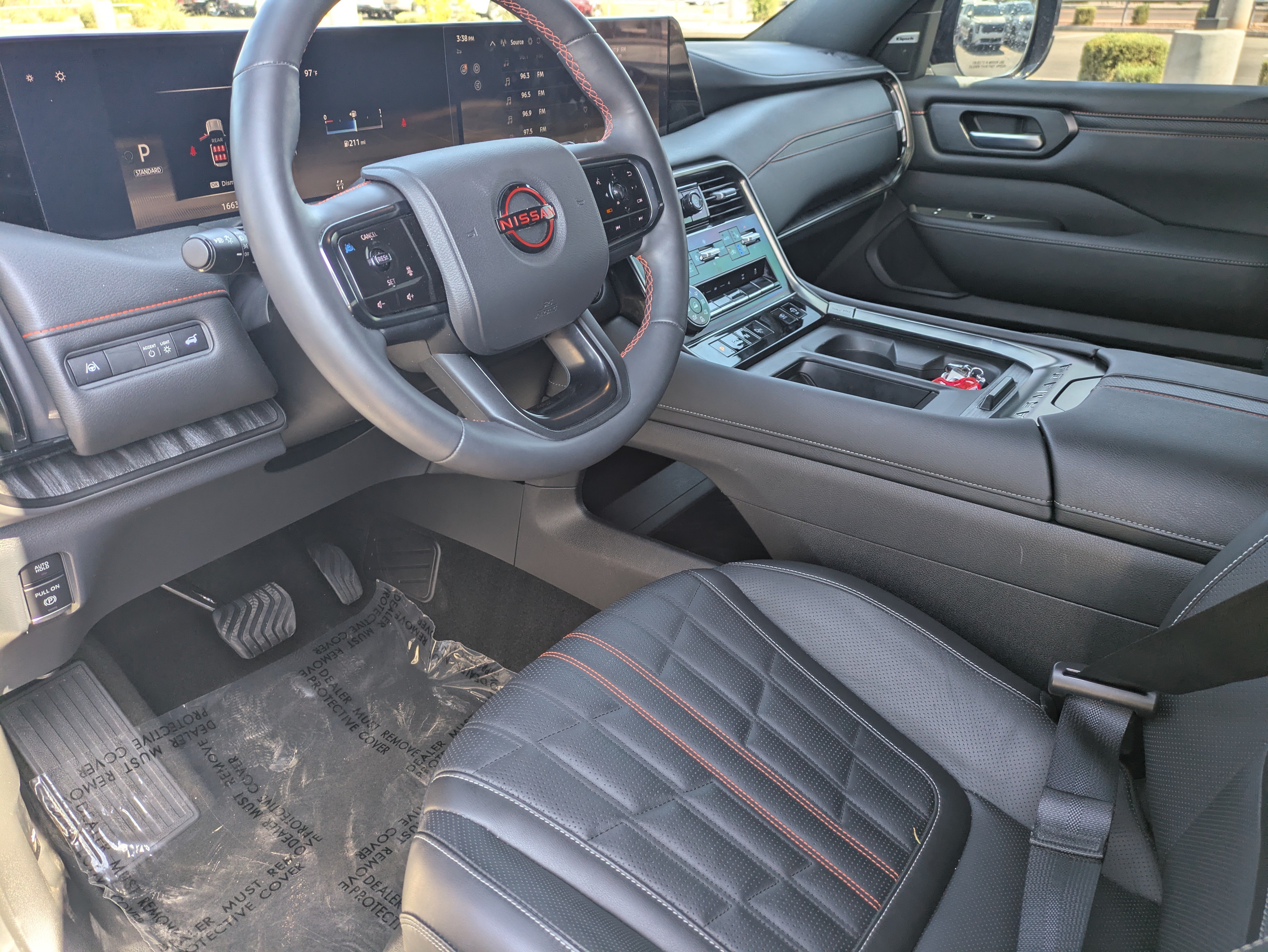 Used 2025 Nissan Armada PRO-4X w/ Pro-4X Premium Package AWD/4WD image 25