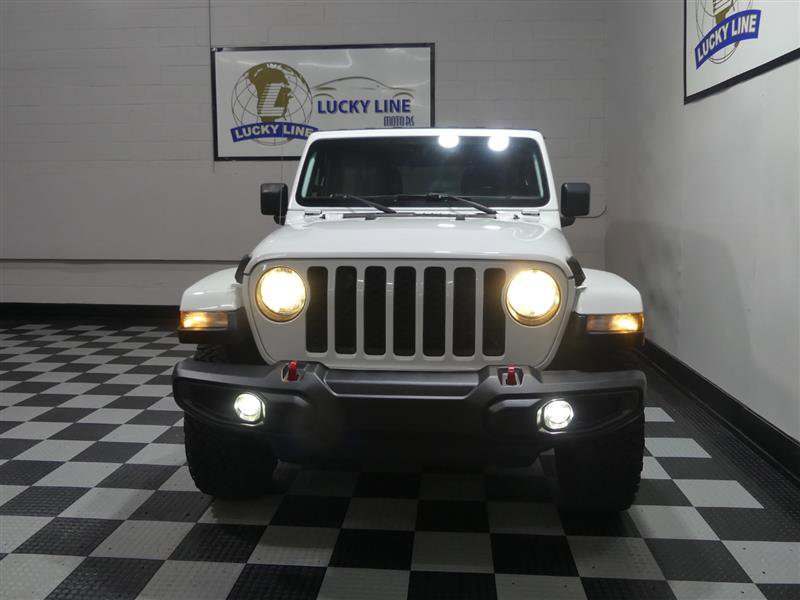 Used 2020 Jeep Wrangler Unlimited Sahara image 2