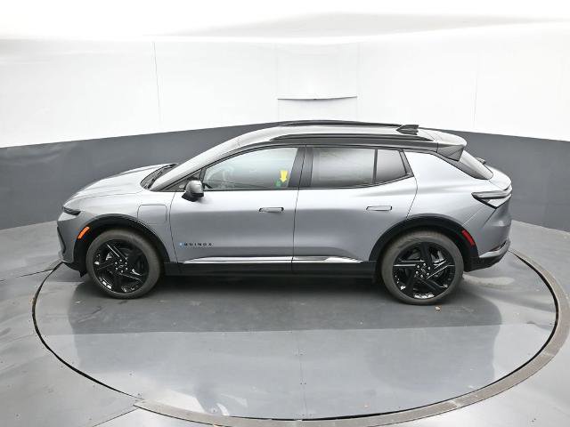 New 2026 Chevrolet Equinox EV RS image 19