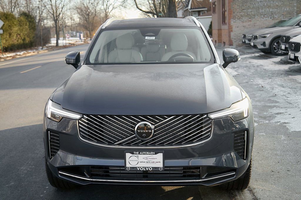 New 2026 Volvo XC90 T8 Ultra w/ Protection Package Premier image 5