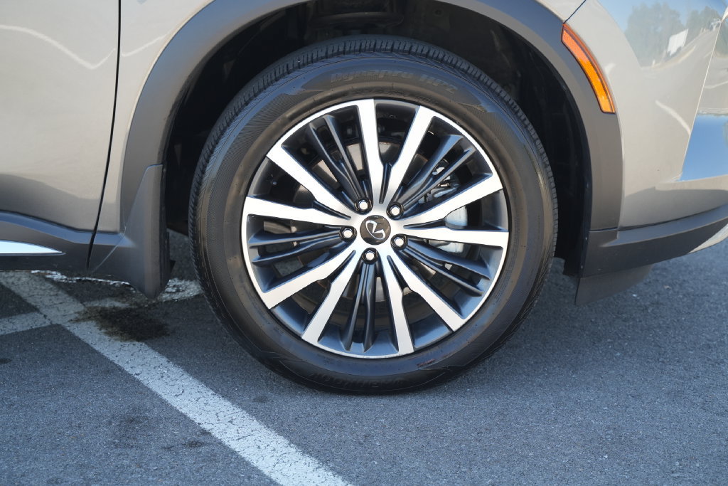 Used 2025 INFINITI QX60 Sensory AWD/4WD image 49