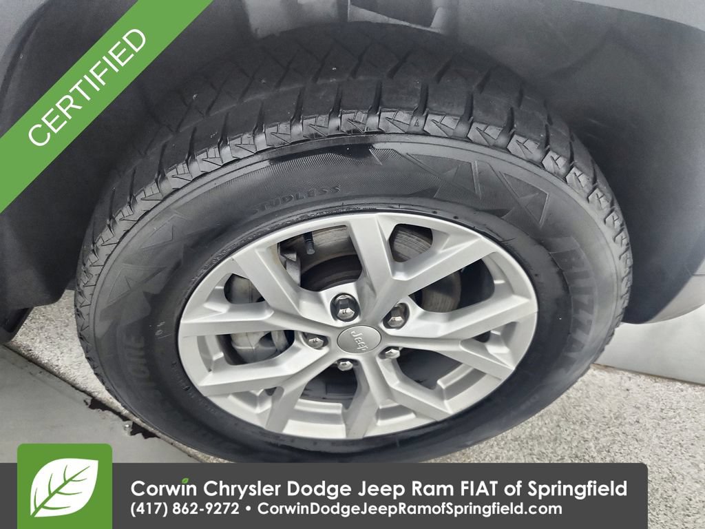 Used 2023 Jeep Grand Cherokee Limited AWD/4WD image 32