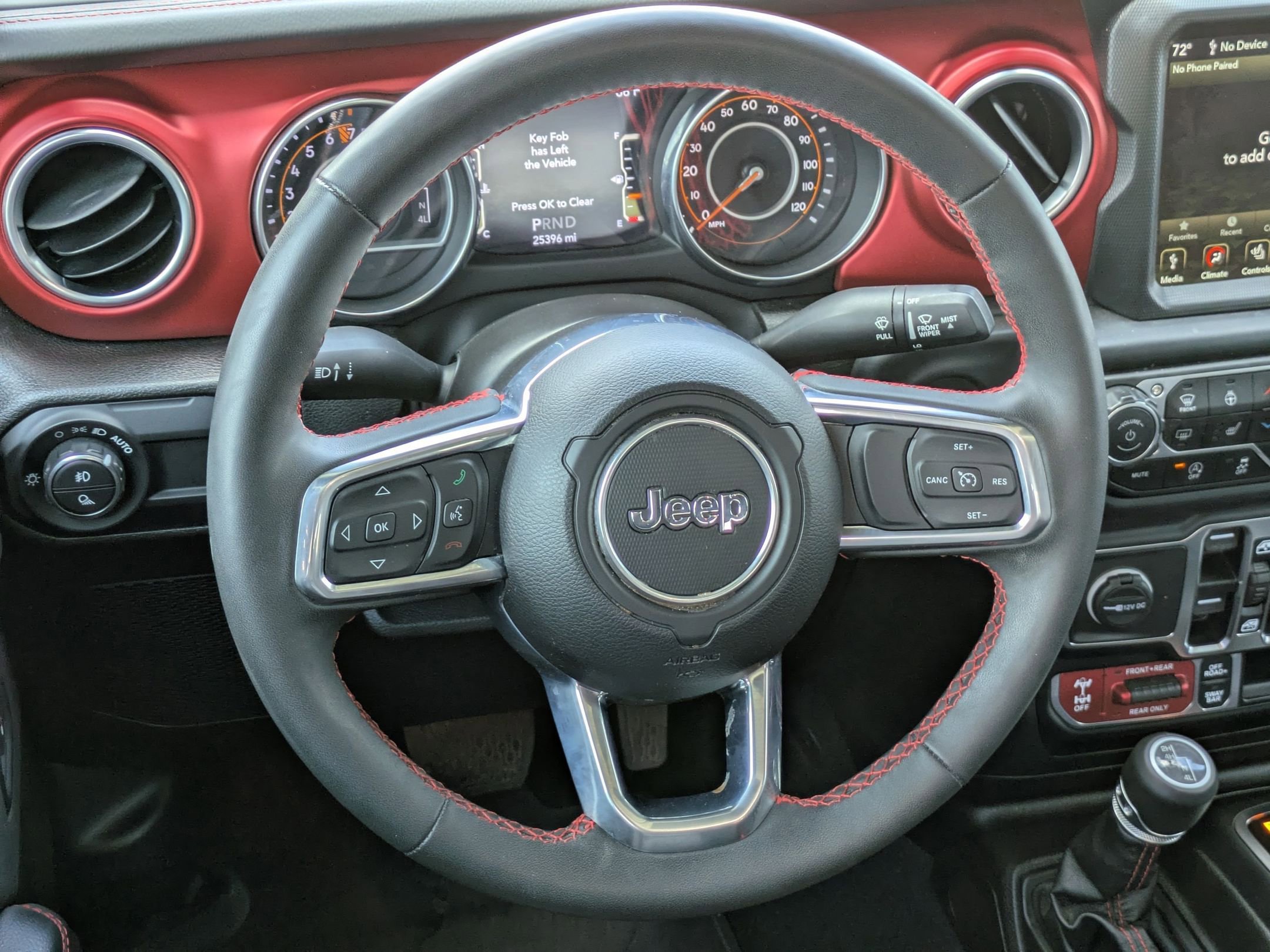 Used 2023 Jeep Gladiator Rubicon w/ Cold Weather Group image 18