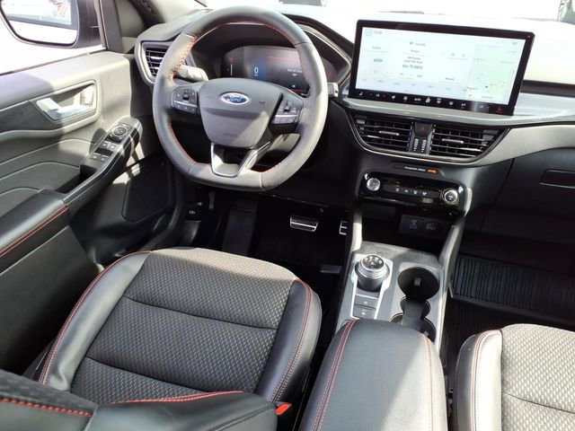 Used 2023 Ford Escape ST-Line w/ Tech Pack #1 AWD/4WD image 8