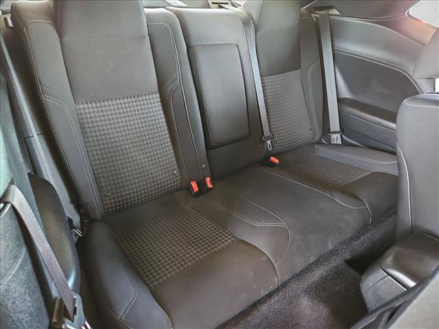 Used 2018 Dodge Challenger SXT RWD image 17
