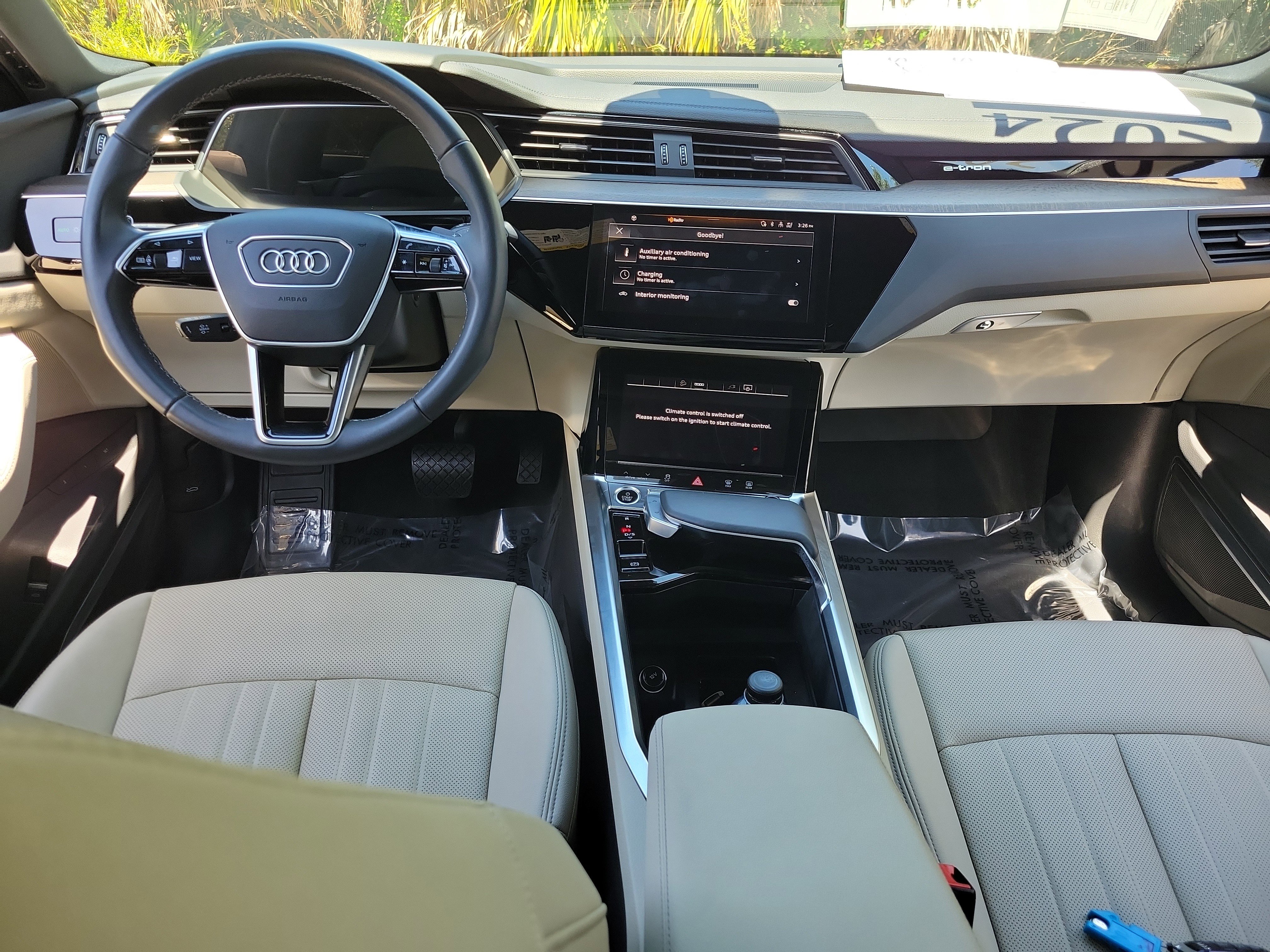 Used 2024 Audi Q8 e-tron Premium Plus w/ Premium Plus Package AWD/4WD image 13