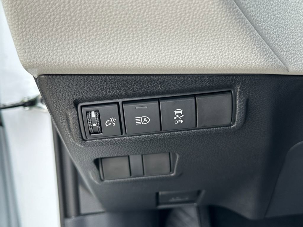 New 2026 Toyota Corolla Cross LE image 18