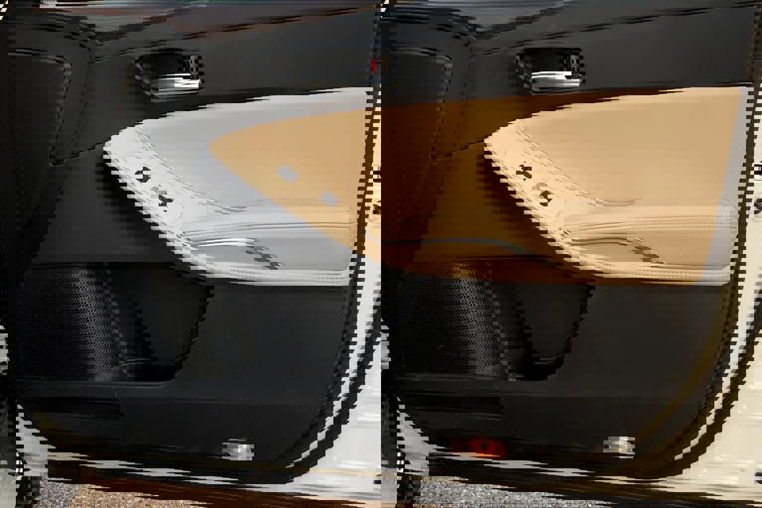 Used 2020 Toyota Avalon XLE image 22