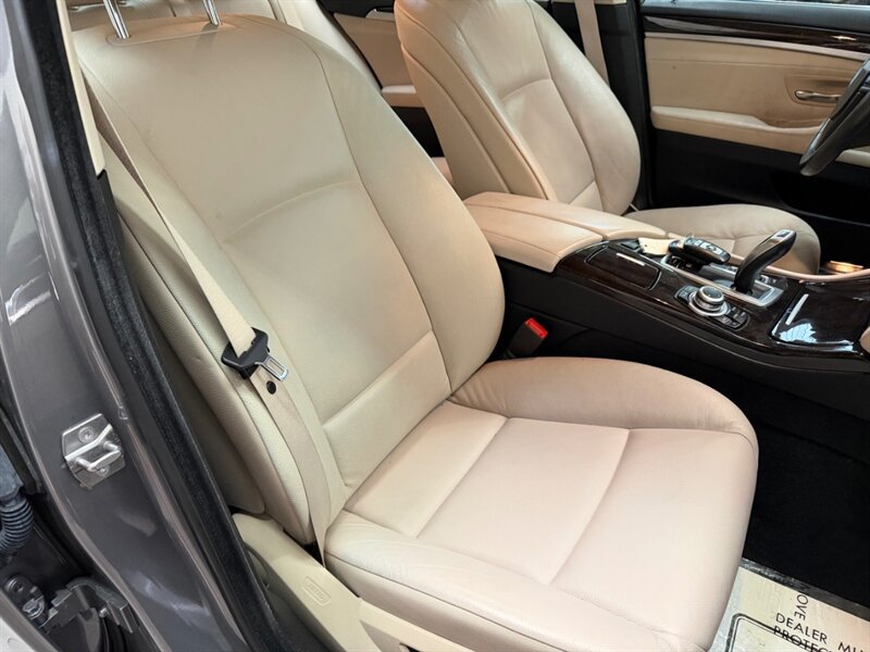 Used 2013 BMW 528i Sedan RWD image 18