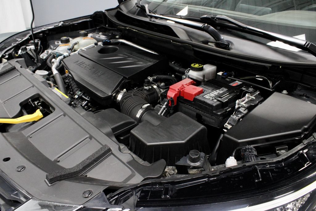 Used 2023 Nissan Rogue SV AWD/4WD image 15