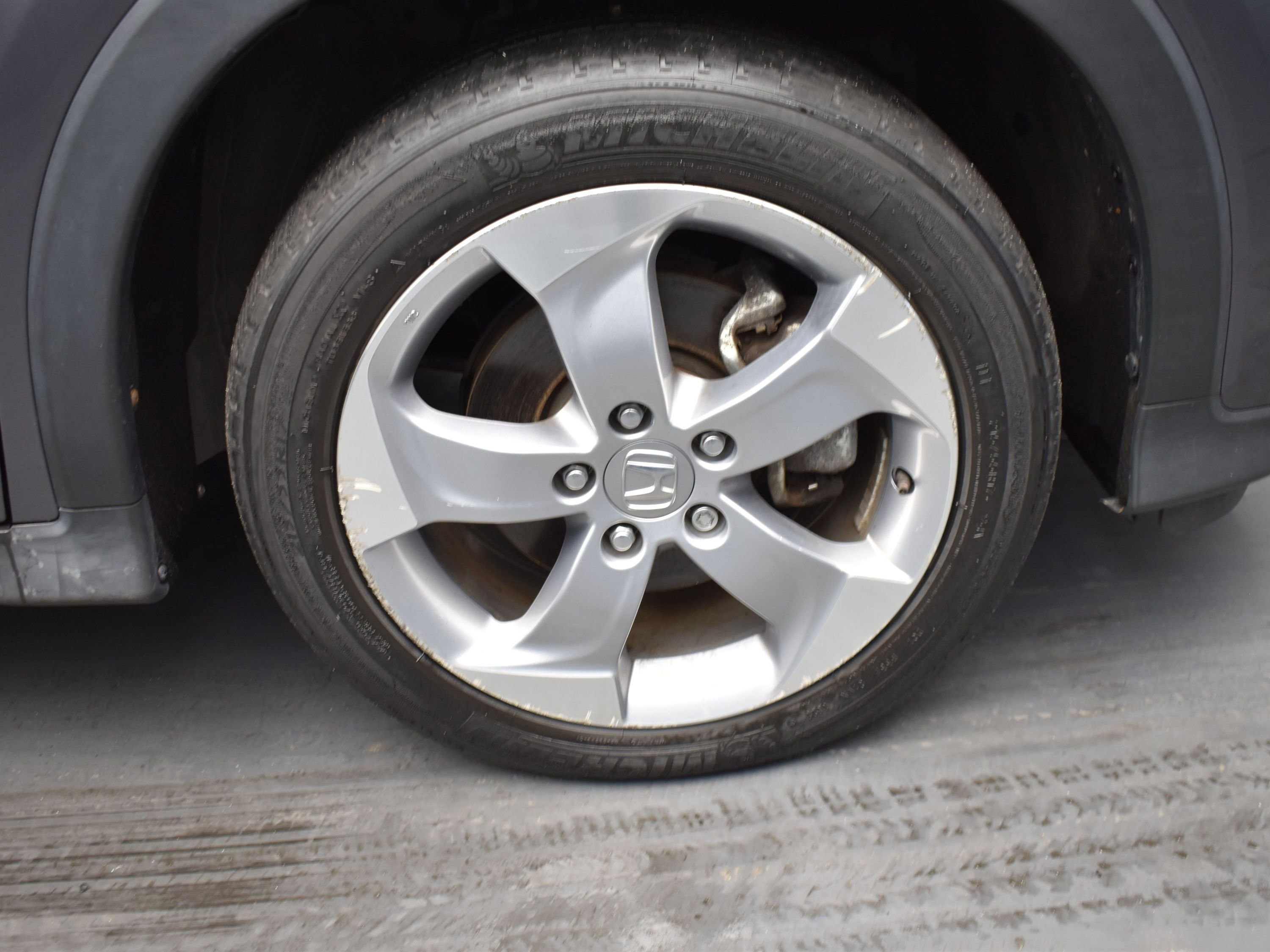 Used 2020 Honda HR-V LX image 16